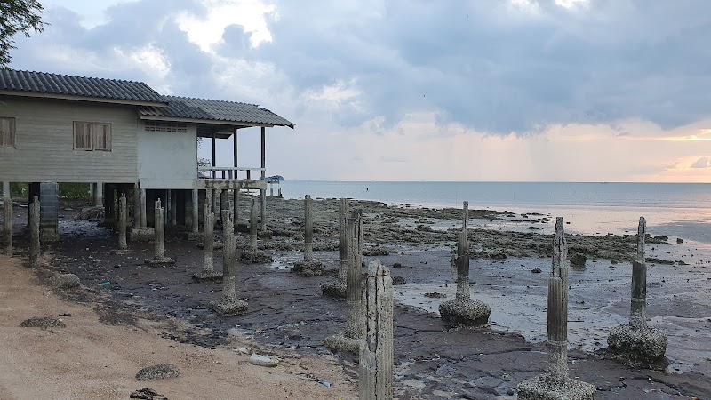 Lam-Tong Resort in Don Sak, Thailand