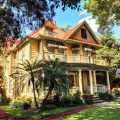 Larelle House