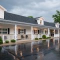 Lark Inn