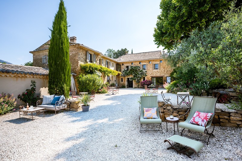 Le Clos Saint Saourde in L'Isle-sur-la-Sorgue, France