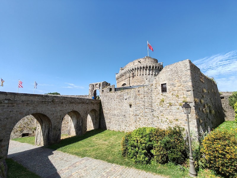 Le Dinan Cap Fréhel in Dinan, France