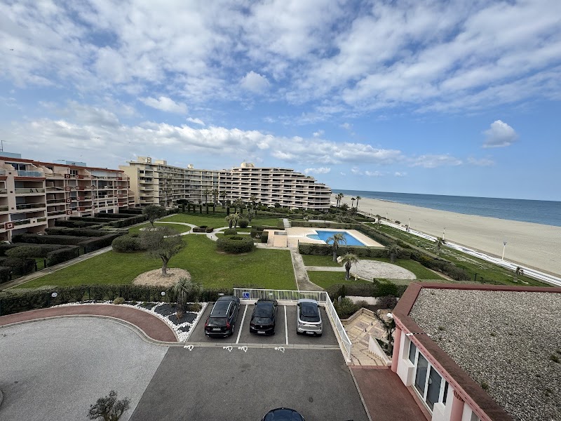 Le Grand Hotel Les Flamants Roses in Canet-en-Roussillon, France