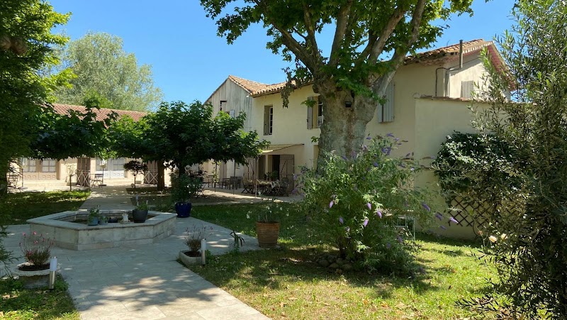 Le Mas Mignon in Le Thor, France