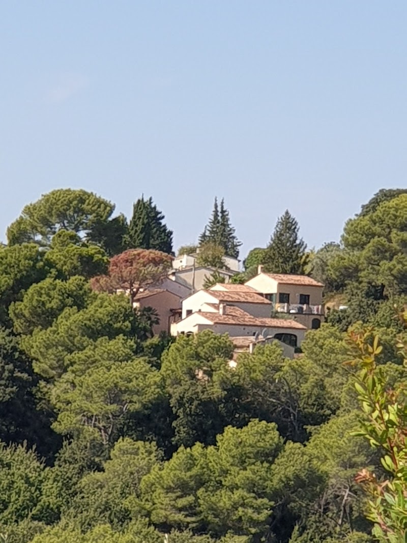Le Mas de la Galinette in Pernes-les-Fontaines, France