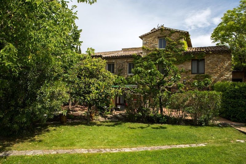 Le Mas des Aigras in L'Isle-sur-la-Sorgue, France