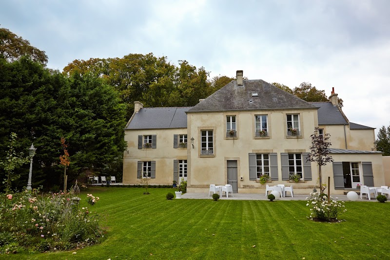 Le Petit Matin in Bayeux, France