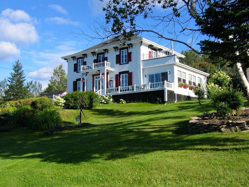 Le Phénix Gîte Historique in Gaspe, Canada