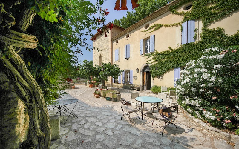 Les Carmes in L'Isle-sur-la-Sorgue, France