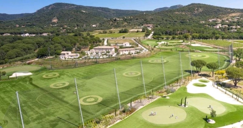Les Clos des Oliviers in Roquebrune-sur-Argens, France