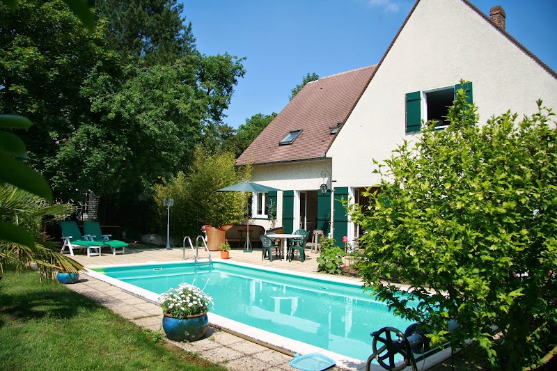Les Hibiscus in Maisons-Laffitte, France