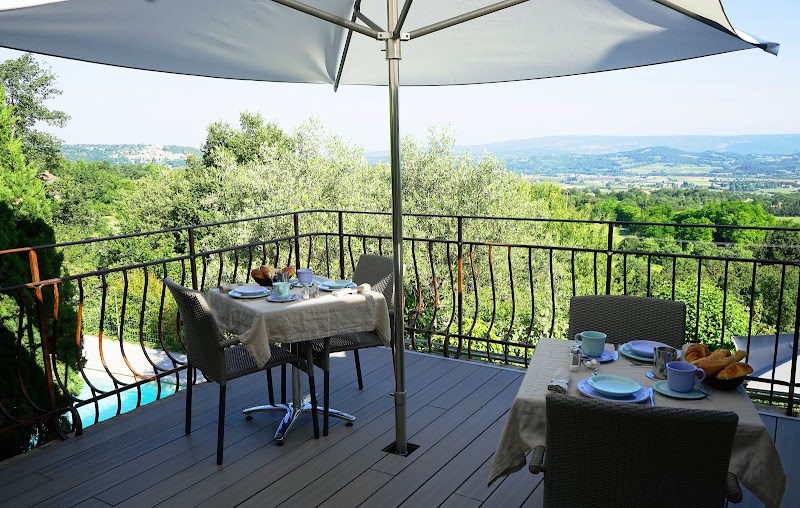 Les Terrasses du Luberon in Roussillon, France
