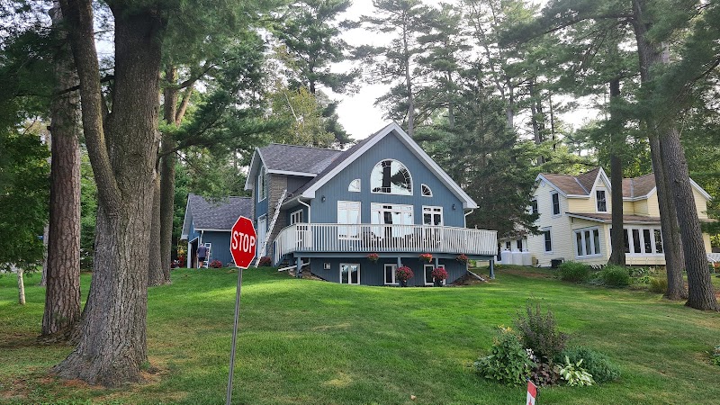 Logging Chain Lodge Cottages in Huntsville, Canada