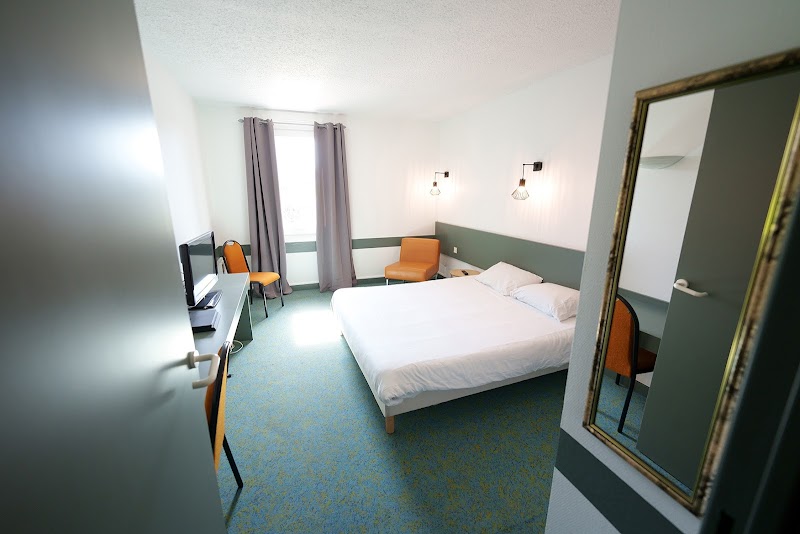 Logis Hotel Les Provinciales in Aurillac, France