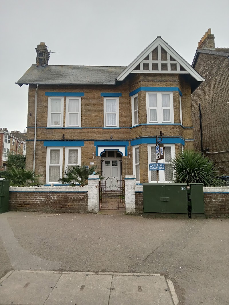 Longfield Guest House in Dover, United Kingdom
