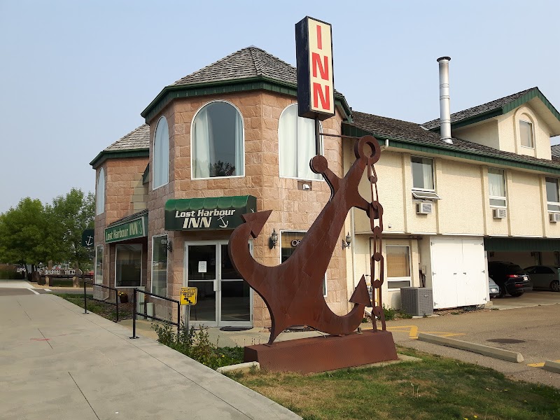 Lost Harbour Inn in Sylvan Lake, Canada
