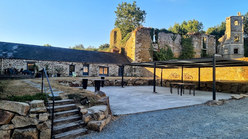 Maison d'Hôtes Domaine de la Garaye in Dinan, France