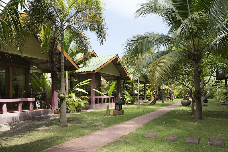 Mali Resort Pattaya Beach Koh Lipe in Satun, Thailand