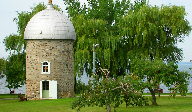 Manoir d'Youville in La Prairie, Canada