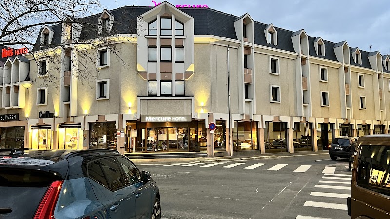 Mercure Caen Centre Port de Plaisance in Caen, France