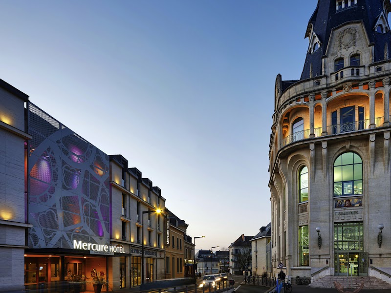 Mercure Chartres Cathedrale in Chartres, France