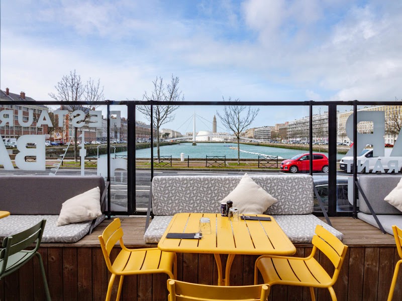 Mercure Le Havre Centre Bassin du Commerce in Le Havre, France