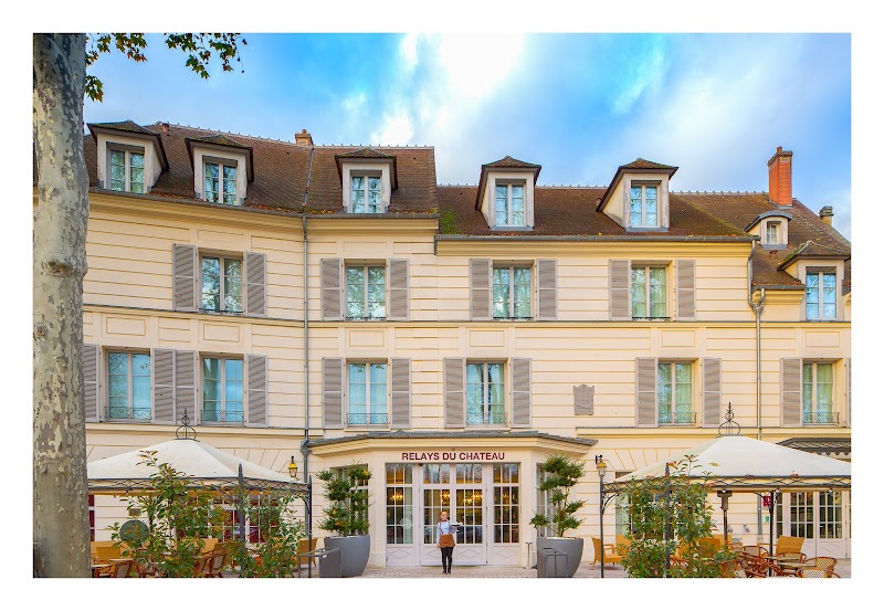 Mercure Rambouillet Relays Castle in Rambouillet, France