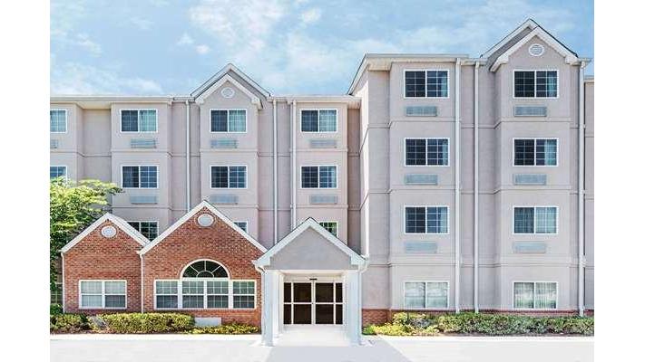 Microtel Inn & Suites by Wyndham Tuscaloosa Near University in Tuscaloosa, Alabama, United States