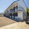 Moffat Beach Motel