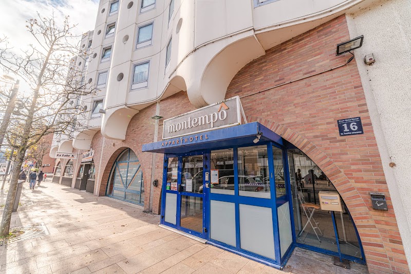 Montempo Apparthotel Evry in Evry, France