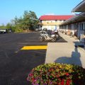 Moonlight Inn and Suites