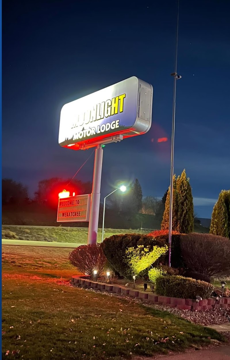 Moonlight Motor Lodge in Wenatchee, Washington, United States