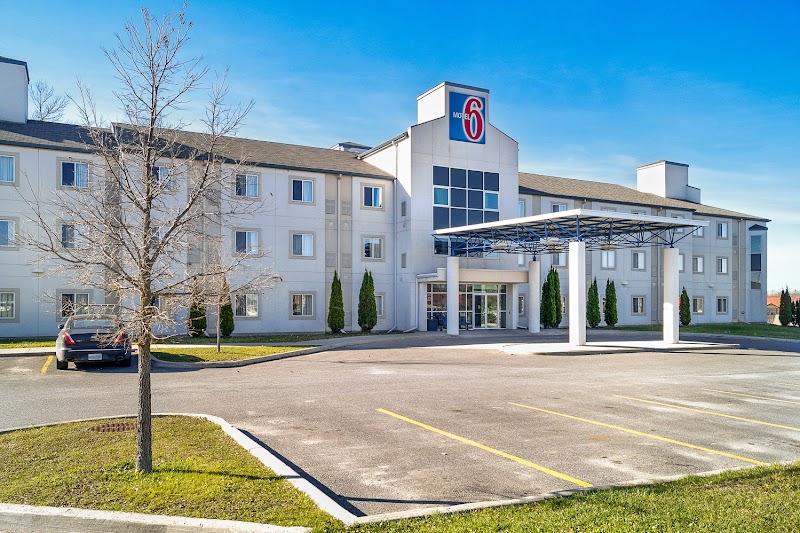 Motel 6 Peterborough in Peterborough, Canada