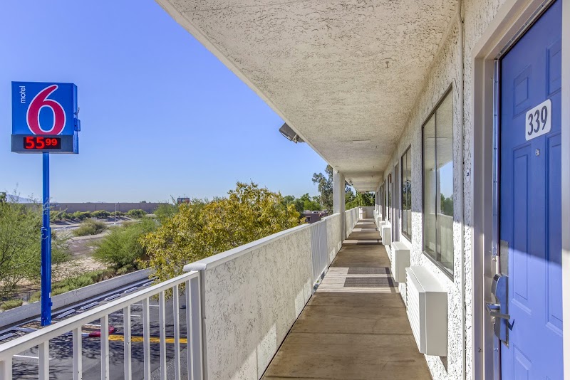 Motel 6 Phoenix, AZ - West in Phoenix, Arizona, United States