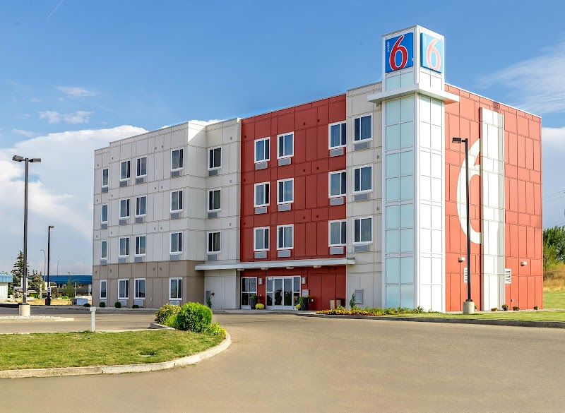 Motel 6 Swift Current in Swift Current, Canada