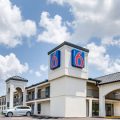 Motel 6 White House