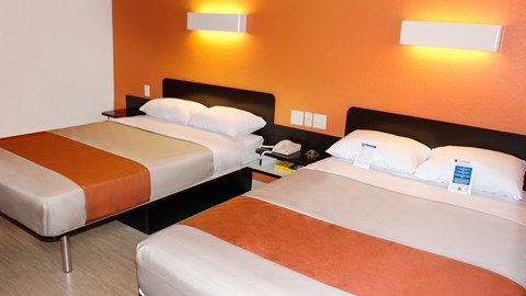 Motel 6 Windsor in Windsor, Canada