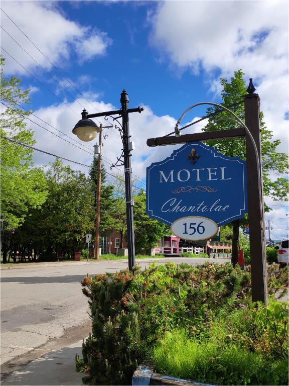 Motel Chantolac in Sainte-Adele, Canada