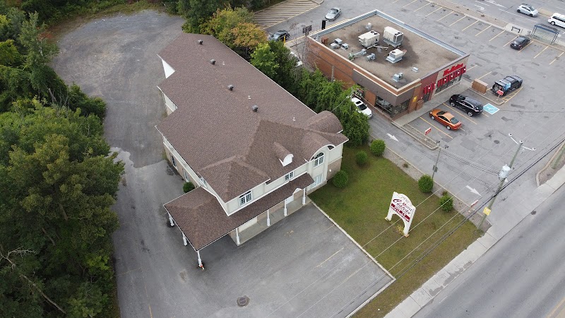 Motel Château Terrebonne in Terrebonne, Canada