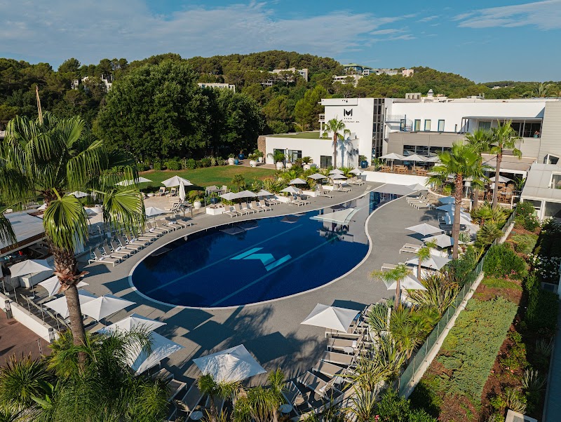 Mouratoglou Hotel & Resort in Biot, France