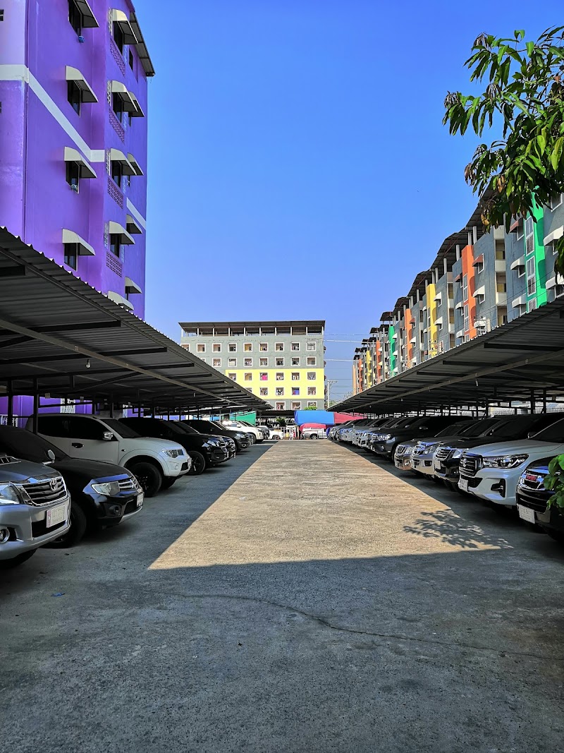 Navavilla Serviced Apartment in Khlong Luang, Thailand