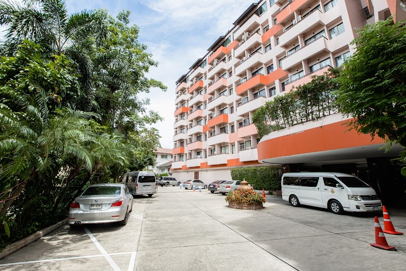 Nonthaburi Palace Hotel in Nonthaburi, Thailand