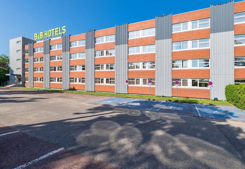 Novotel Lyon Nord Porte de Lyon in Dardilly, France