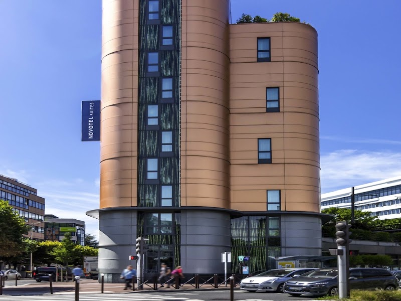 Novotel Suites Paris Issy-les-Moulineaux in Issy-les-Moulineaux, France