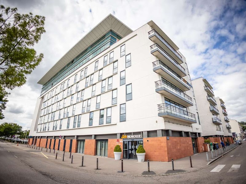 Novotel Suites Rouen Normandie in Rouen, France