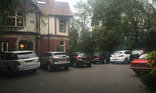 Oakfield Lodge Guest House in Stockport, United Kingdom