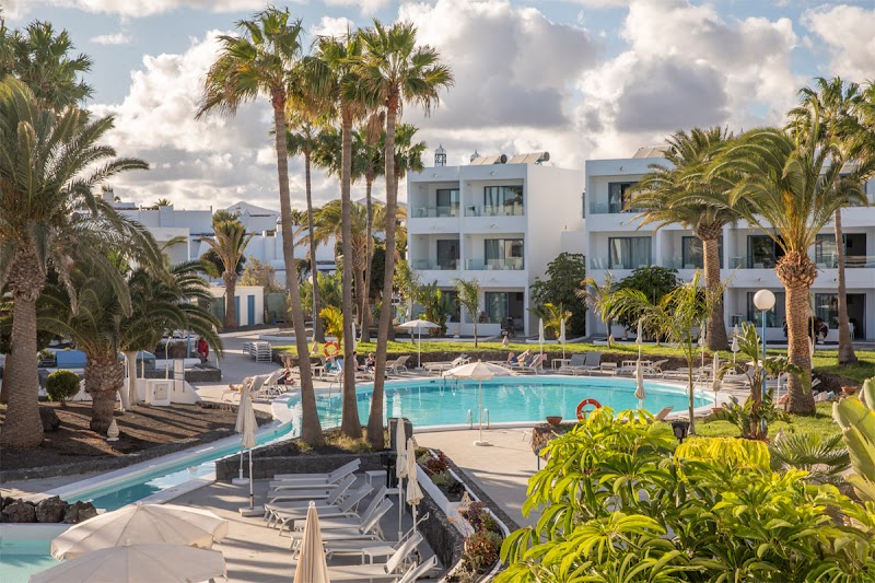 Oasis Lanz Beach Mate in Teguise, Spain