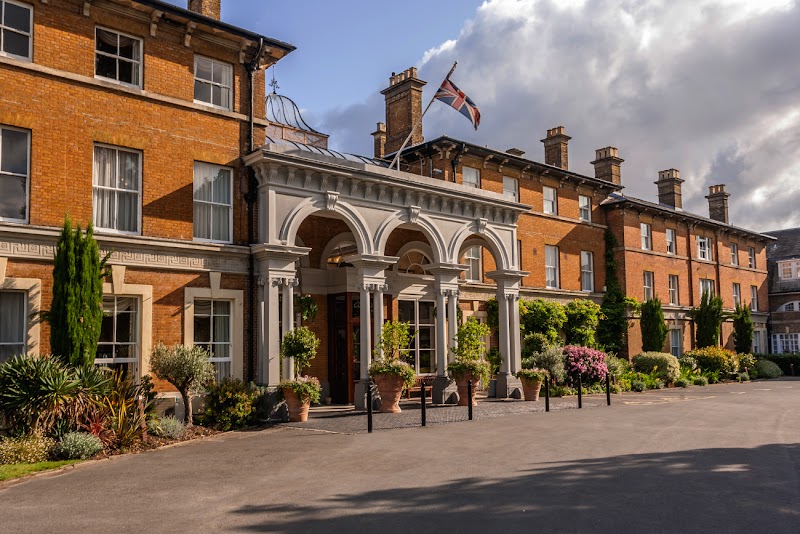 Oatlands Park Hotel in Weybridge, United Kingdom