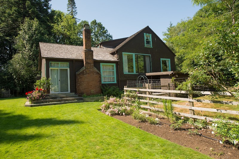 Ocean House B&B in Campbell River, Canada
