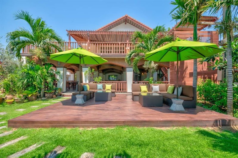 Palm Beach Resort Hotel in Pran Buri, Thailand