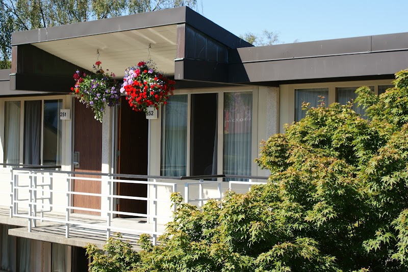 Paul's Motor Inn in Victoria, Canada